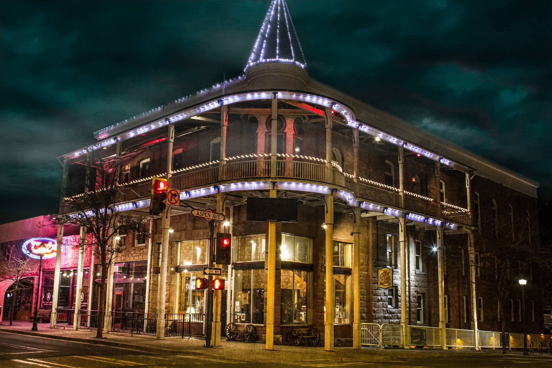 Haunted History & Ghost Tours