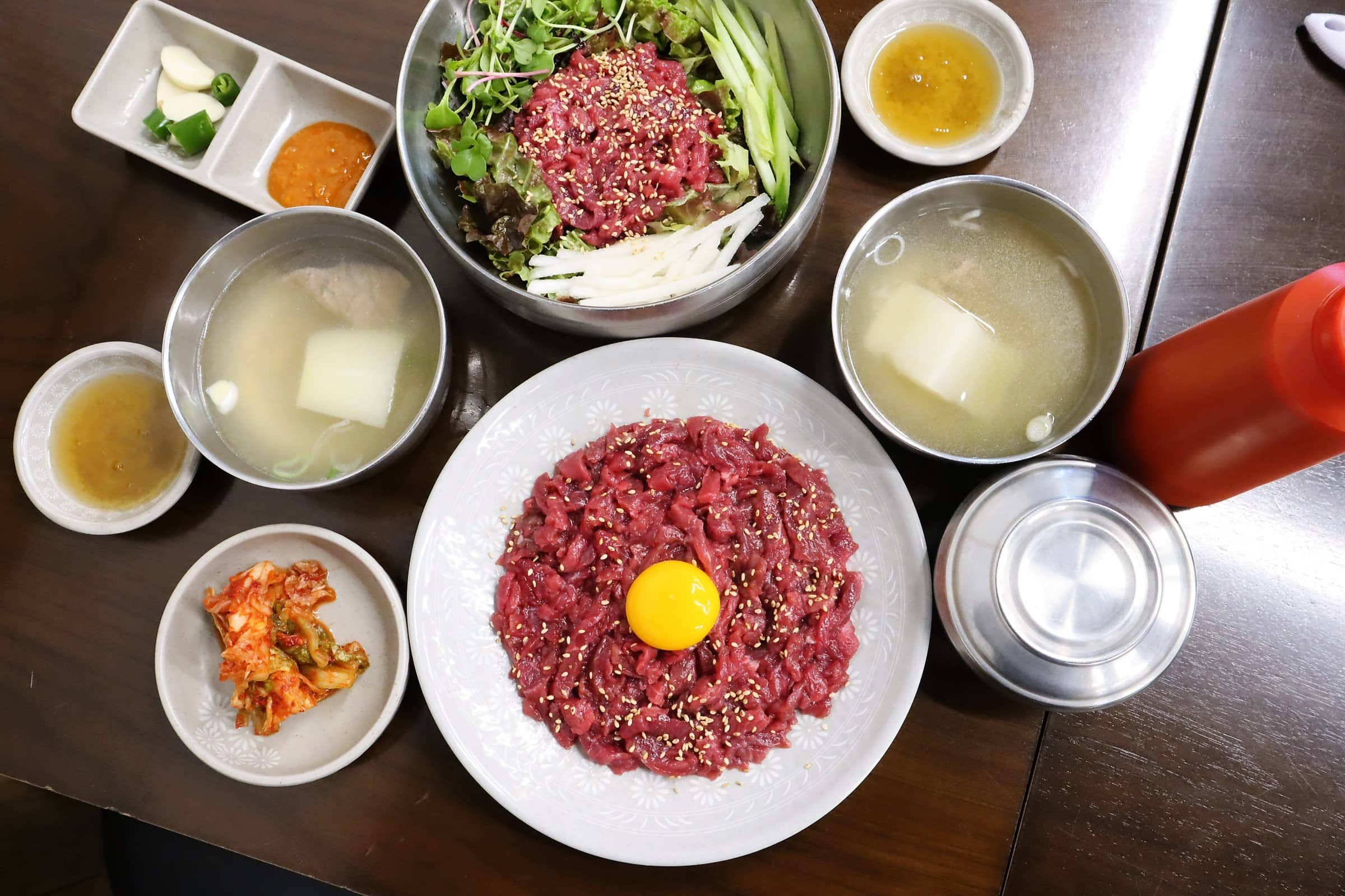 Yukhoe (Raw Beef)