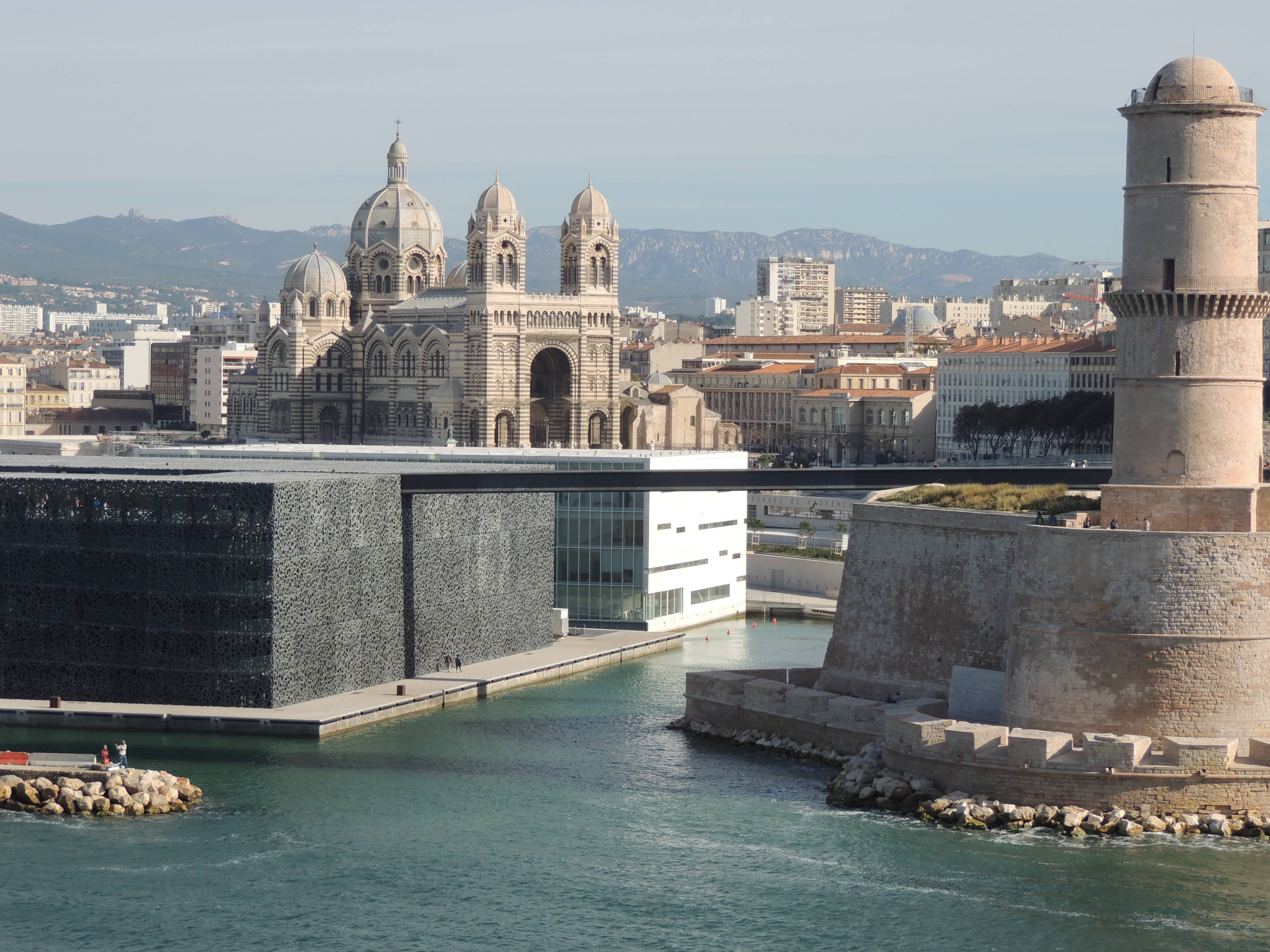 Panoramic Sea Views