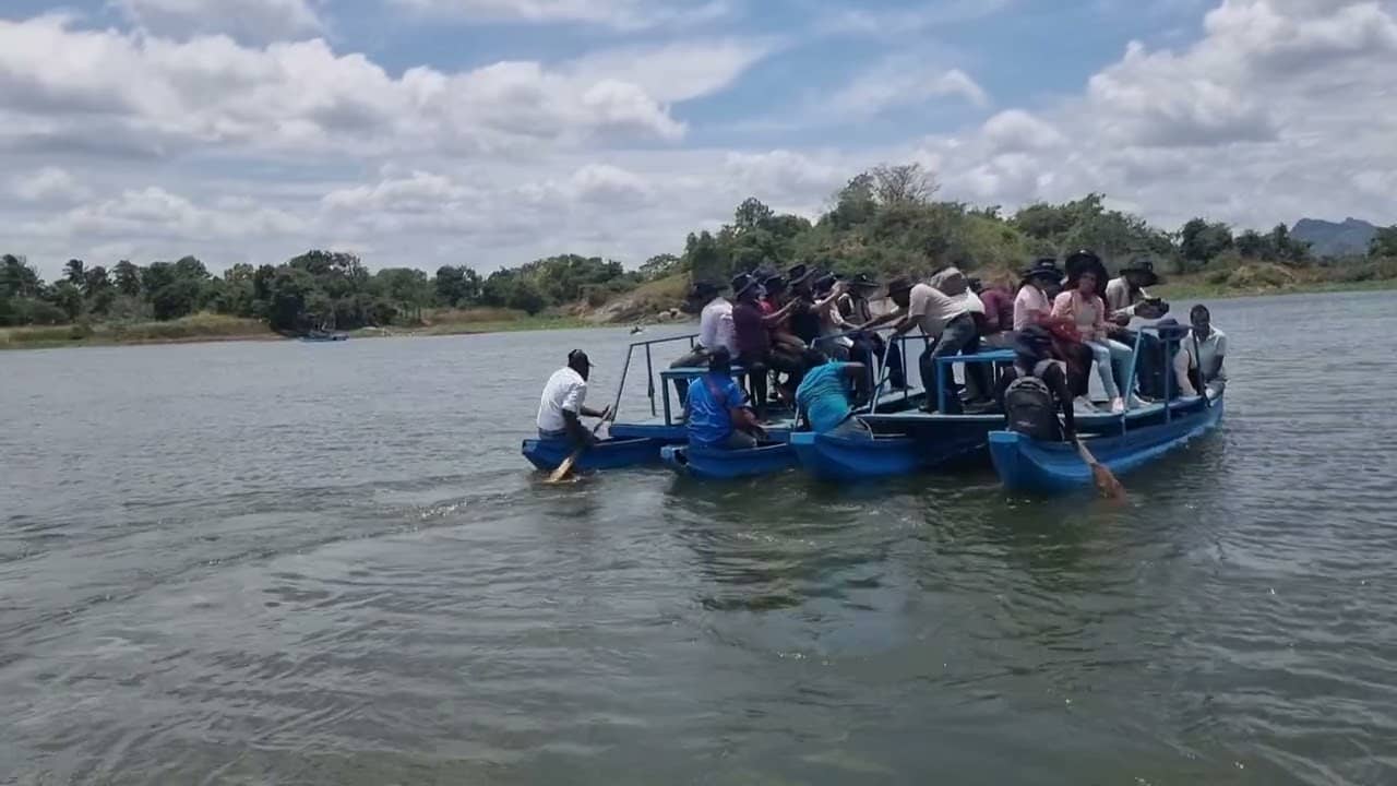 Thalkote Wewa Boat Ride