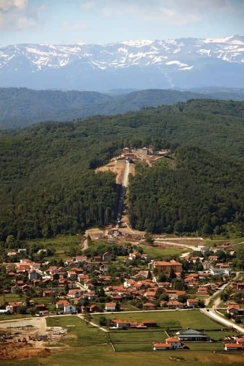 Panoramic Mountain Views
