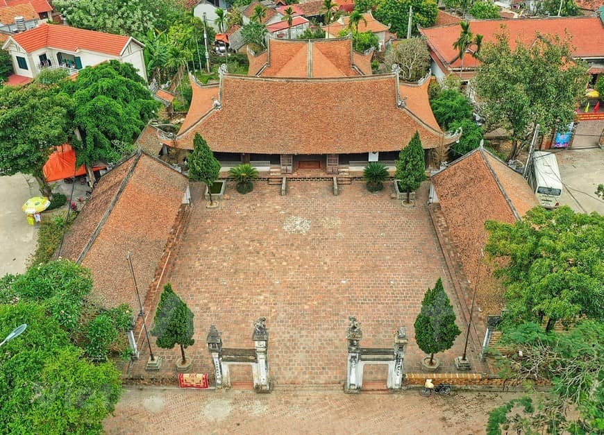 Mong Phu Communal House