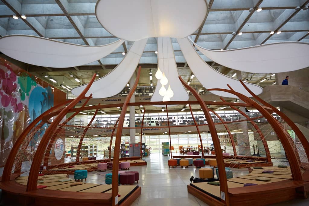 Biblioteca Villa-Lobos