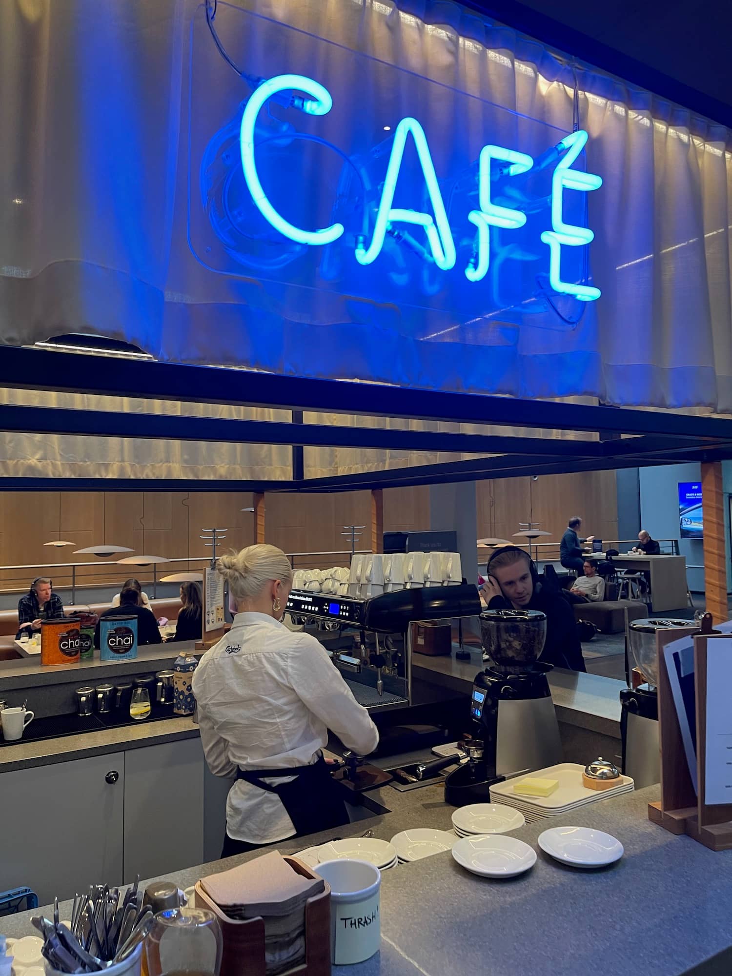 Promenade Cafes