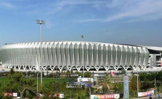 Evening Ambiance and Dining