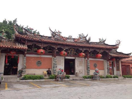 The Goddess Tian Hou Statue