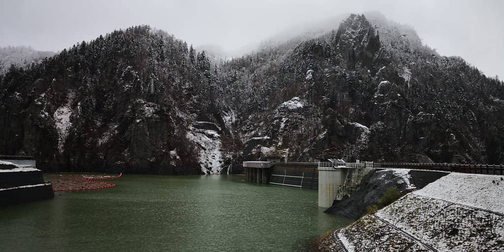The Dam's Impressive Structure