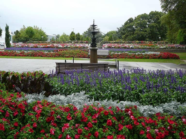 Deer Park & Duck Pond