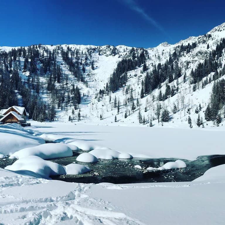 Rifugio Lago Nambino