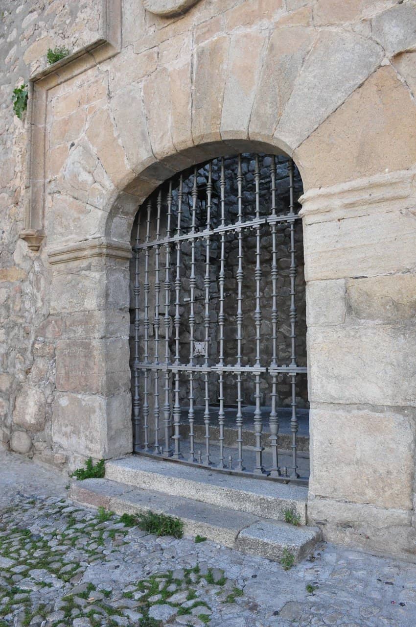 Spectacular Pool Views