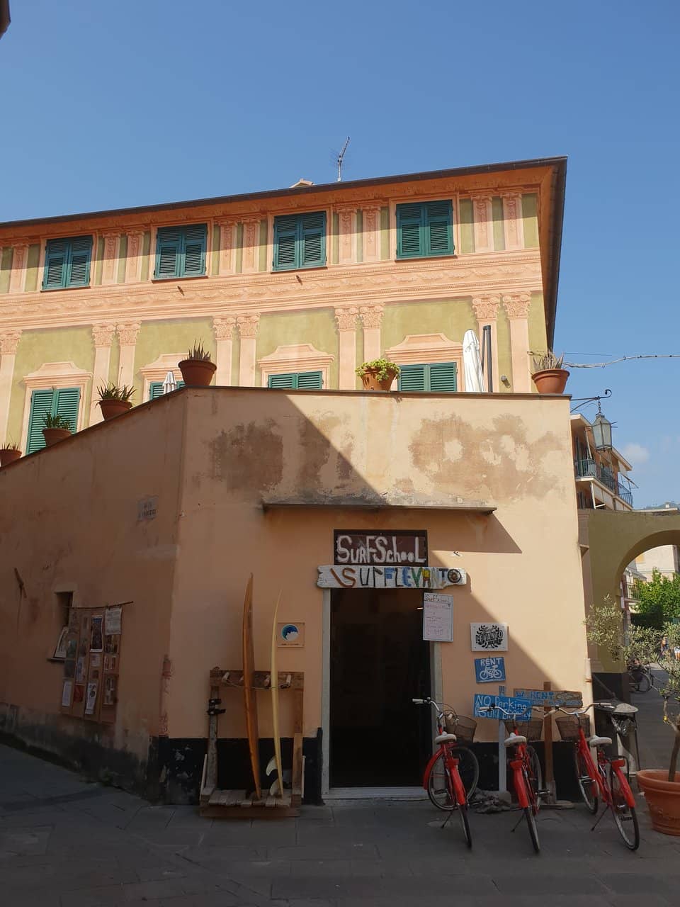 Proximity to Cinque Terre