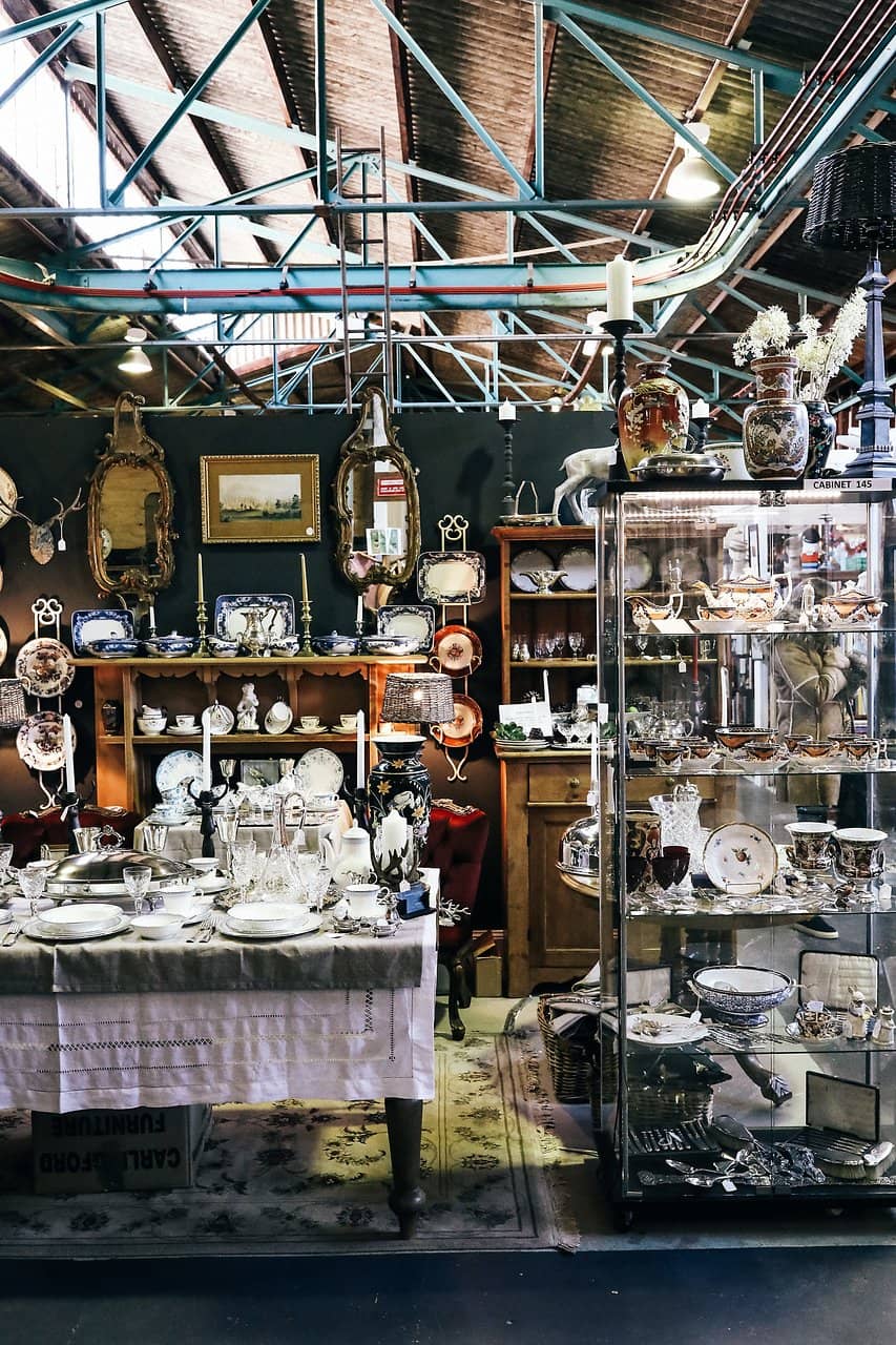 Charming Tea Room