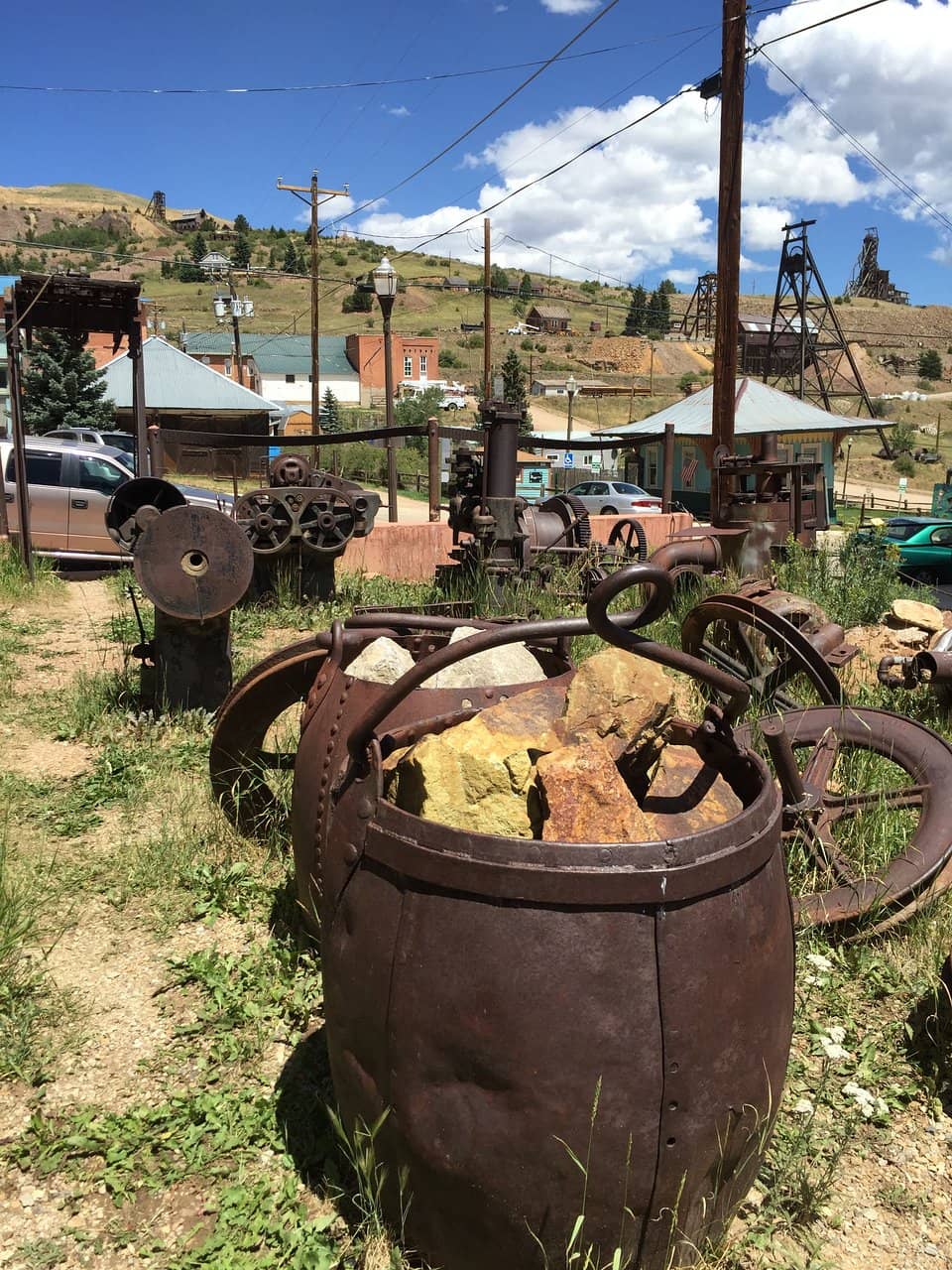 Phantom Canyon Road