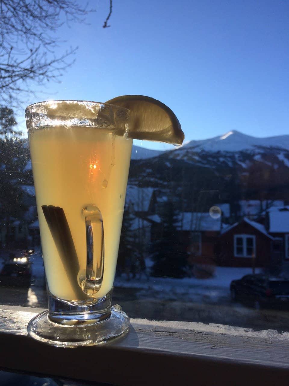 Cozy Atmosphere & Mountain Views