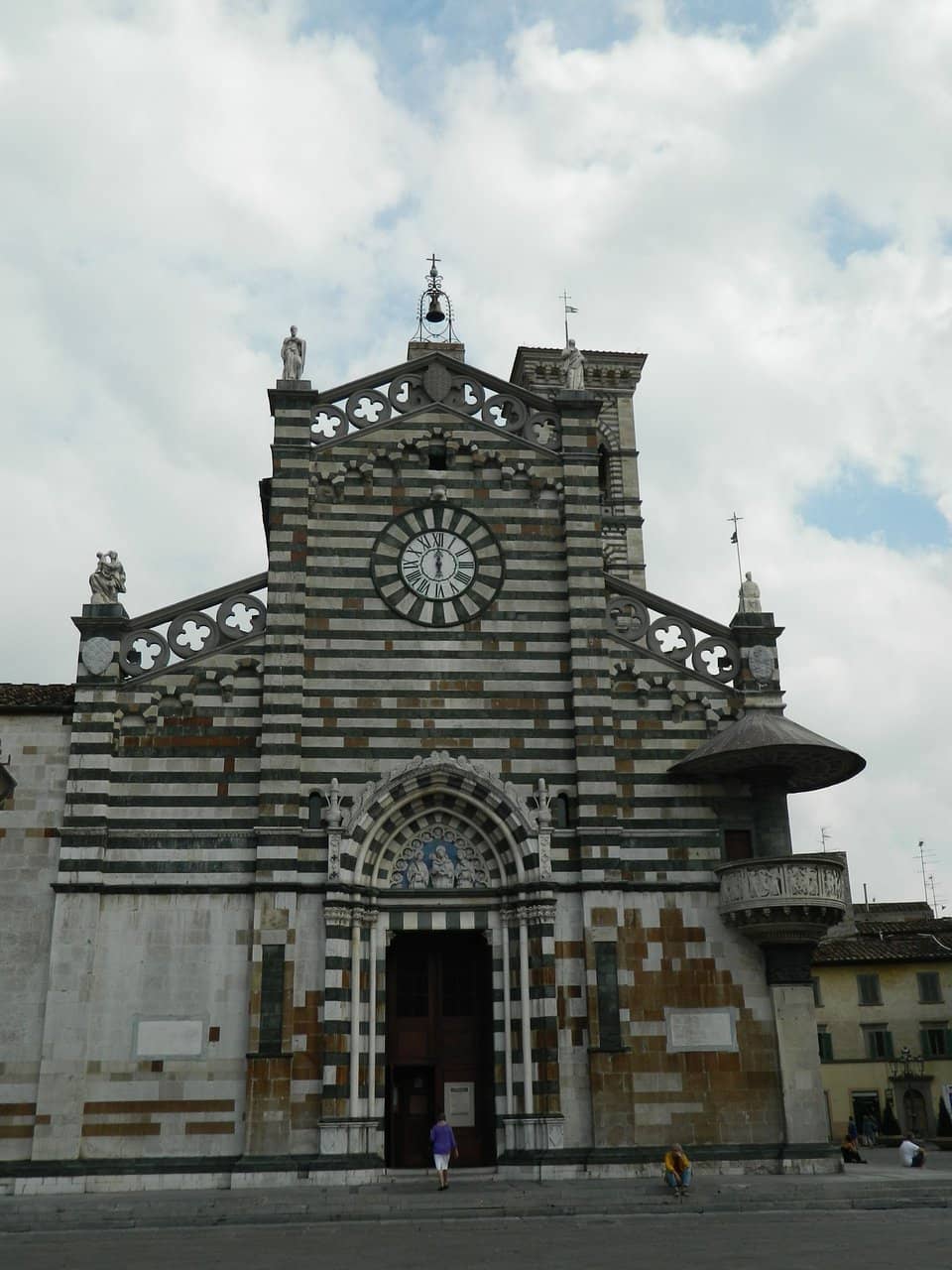 Vertical photo
