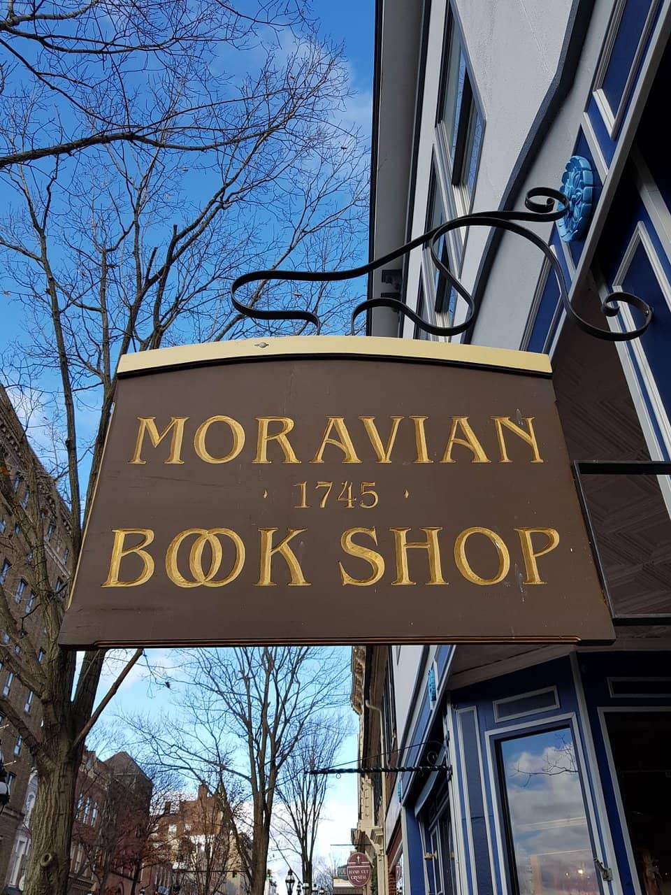 Moravian University Apparel & Gifts