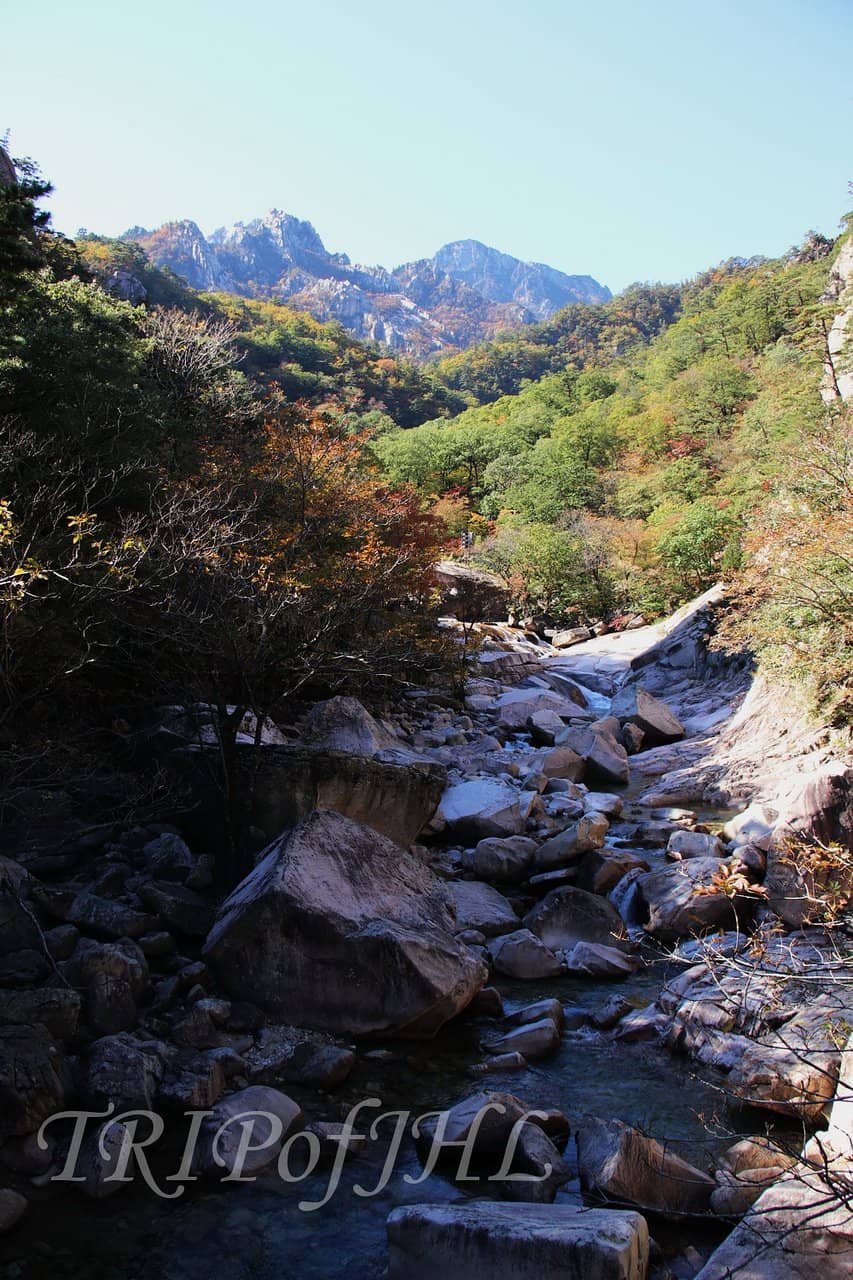Oryeon Waterfall Cave