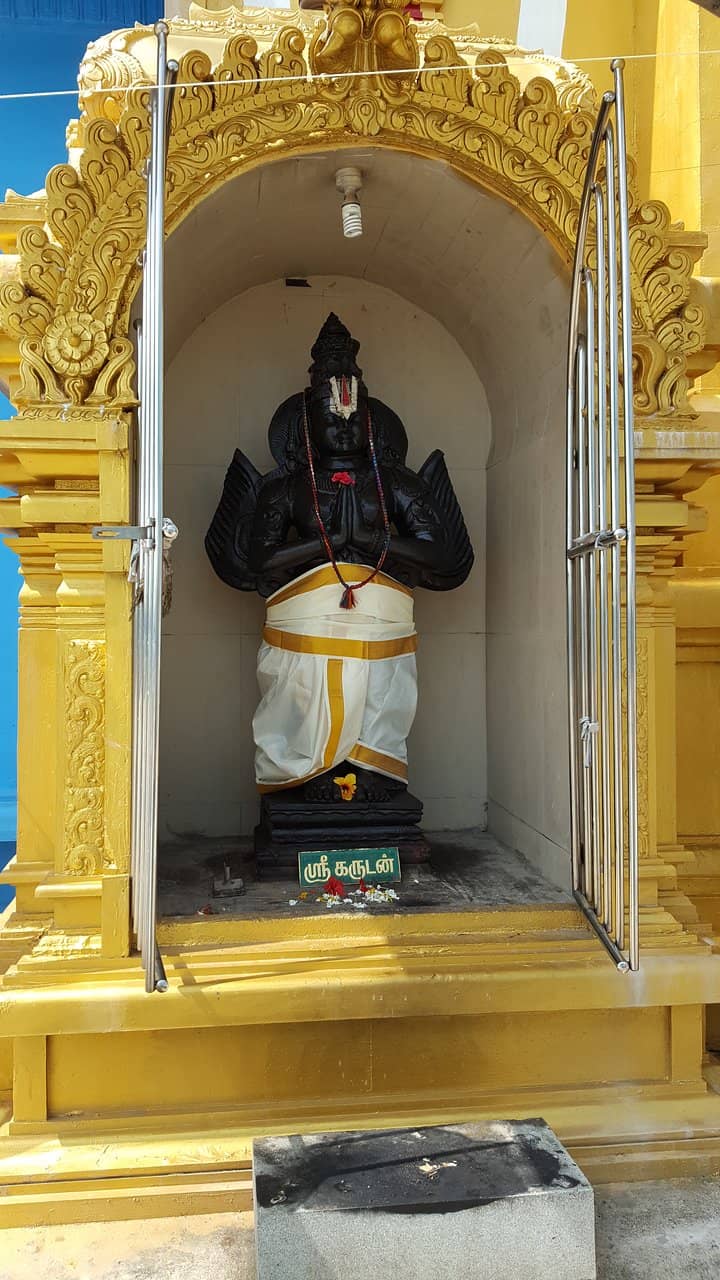 Idols of Lord Vishnu & Goddess Lakshmi