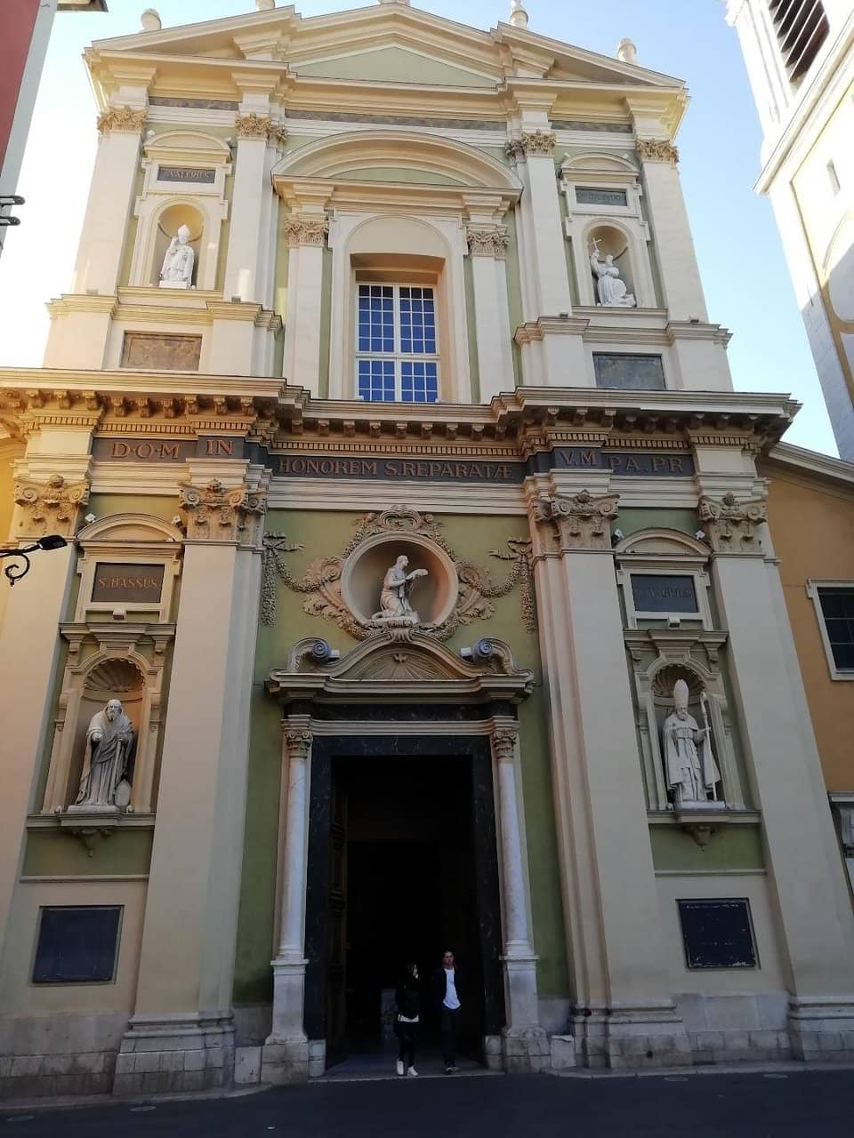 Vertical photo