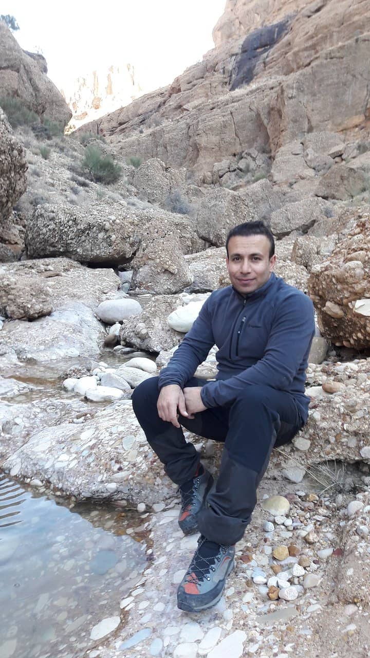 Staircase Houses & Winding Alleys