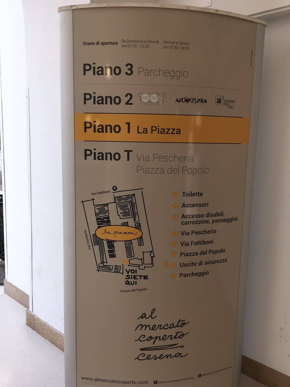 Vibrant Produce Stalls