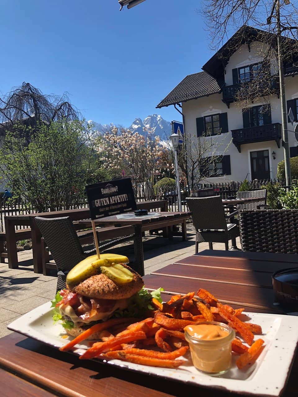 Cozy & Welcoming Atmosphere