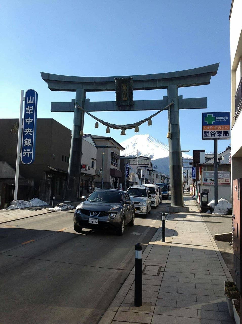 Honcho Street's Wider Fuji Vista
