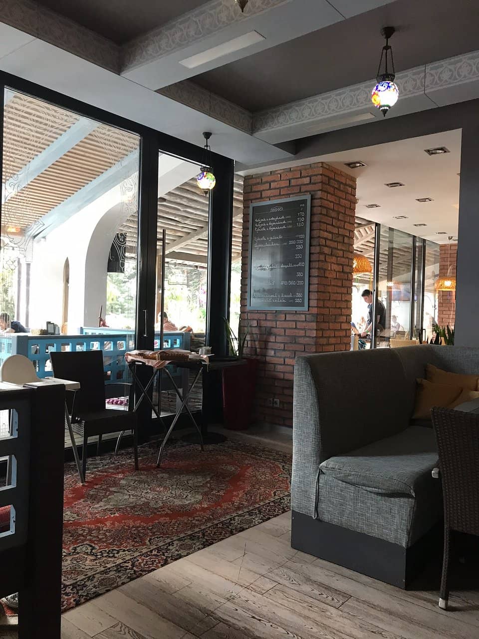 Beautiful Ambience & Ample Space