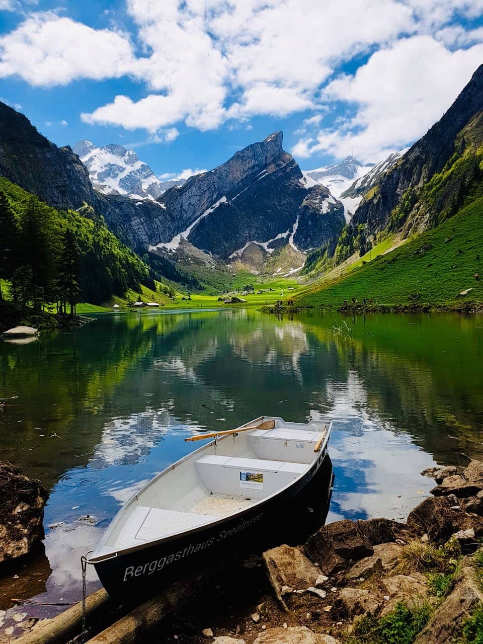 Scenic Hike from Wasserauen