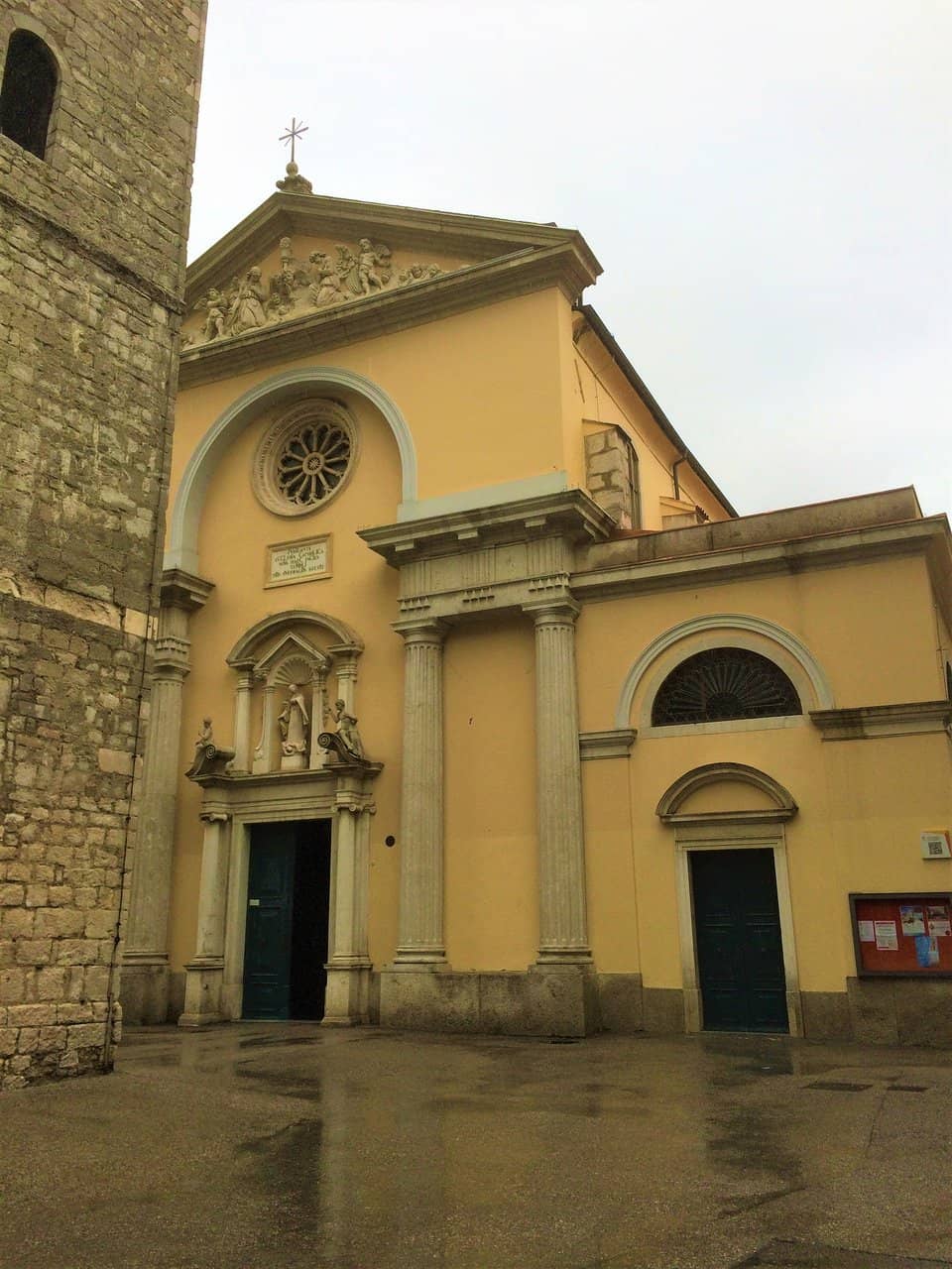 Vertical photo