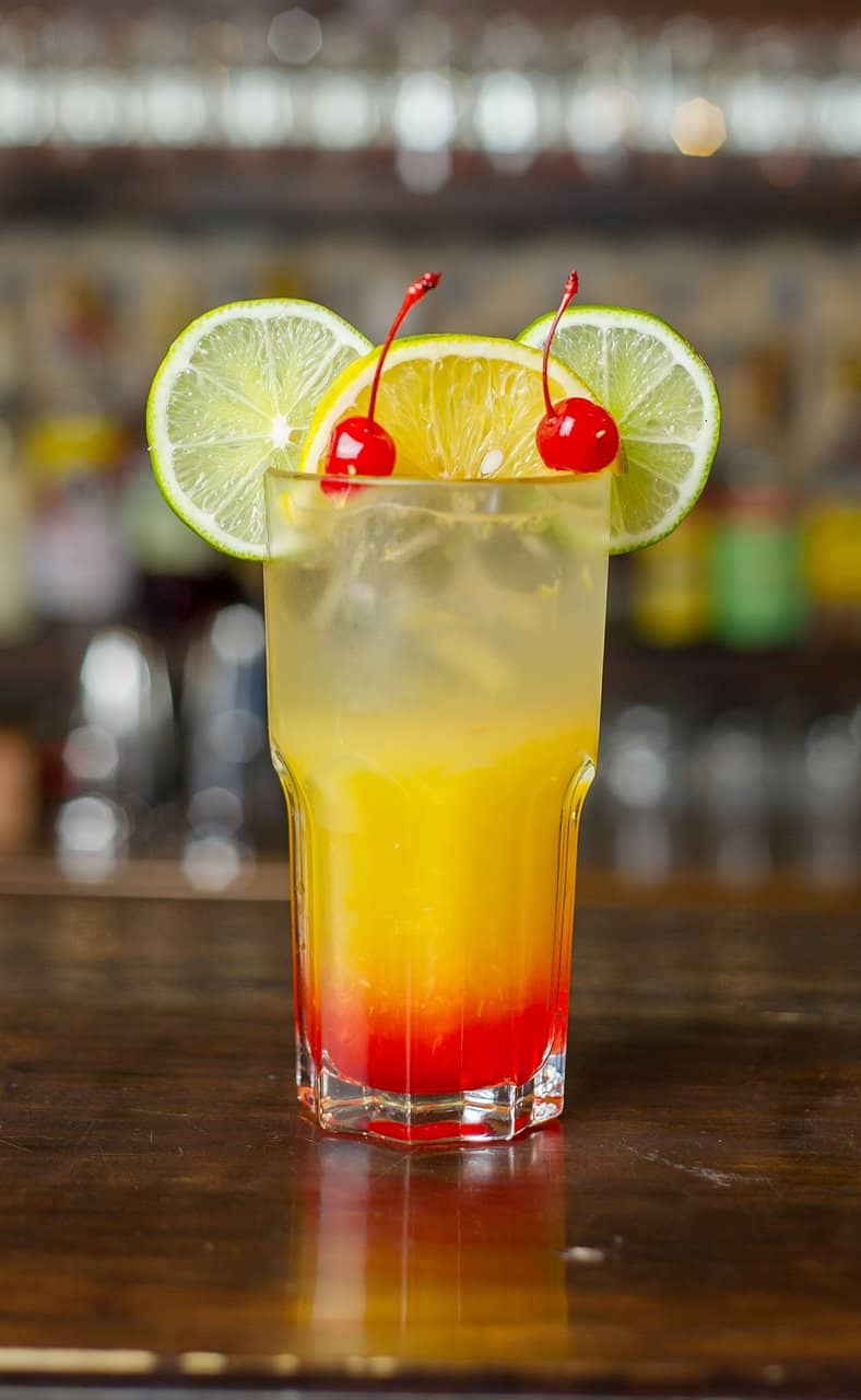 Romantic Courtyard Ambiance