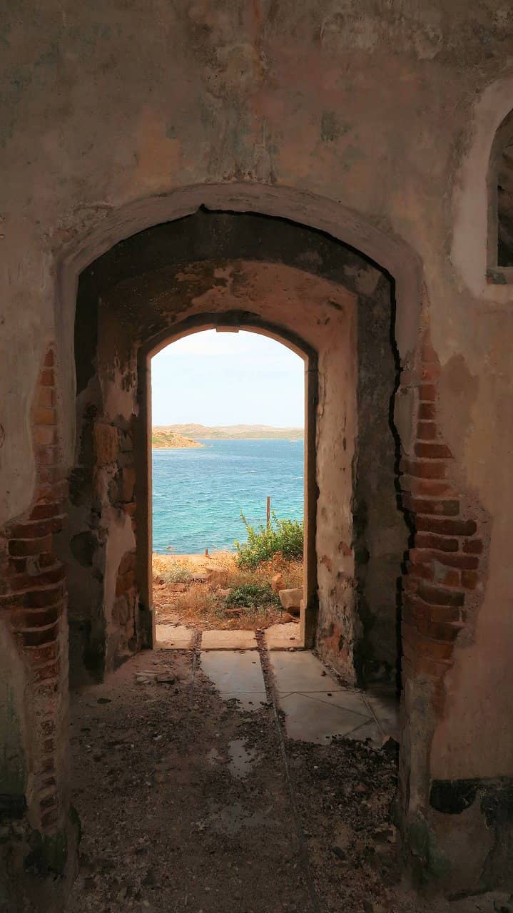 Panoramic Island Views