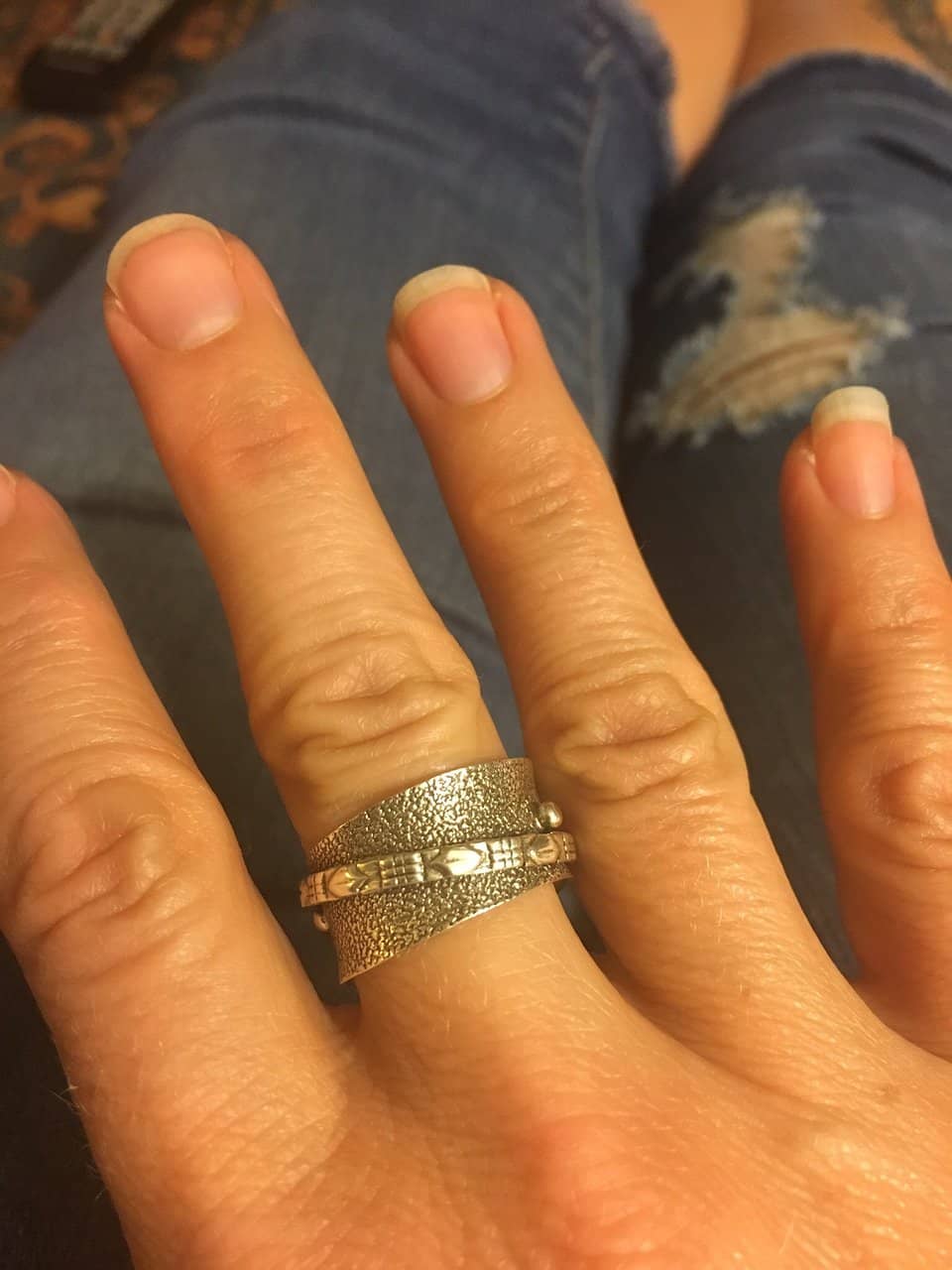 Live Music & Community Vibe