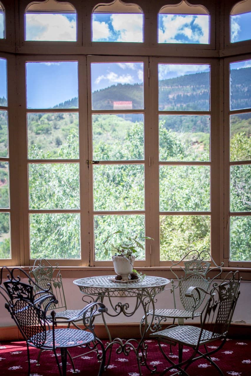 Historical Artifacts & Exhibits