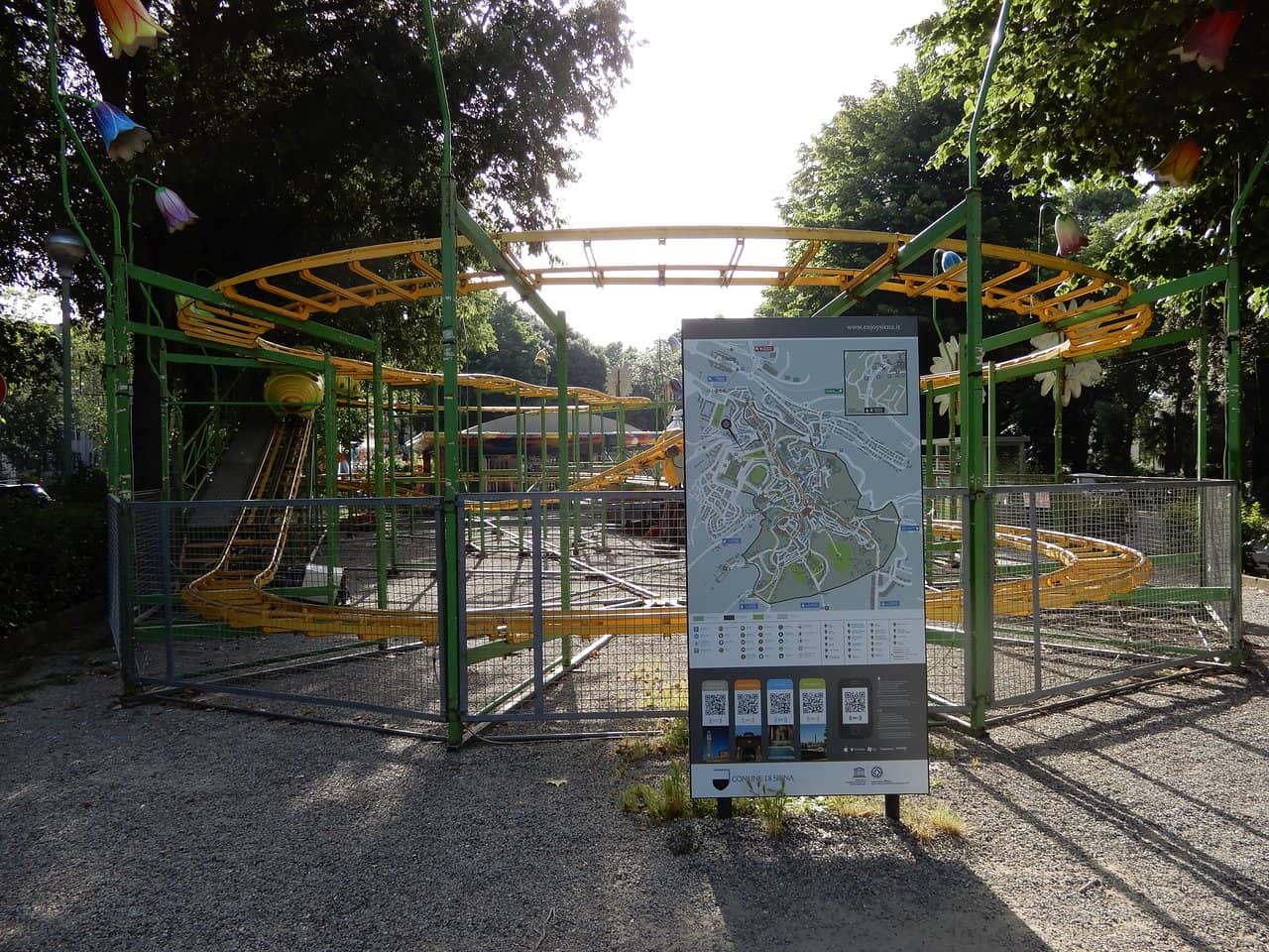 Public Park & Play Area