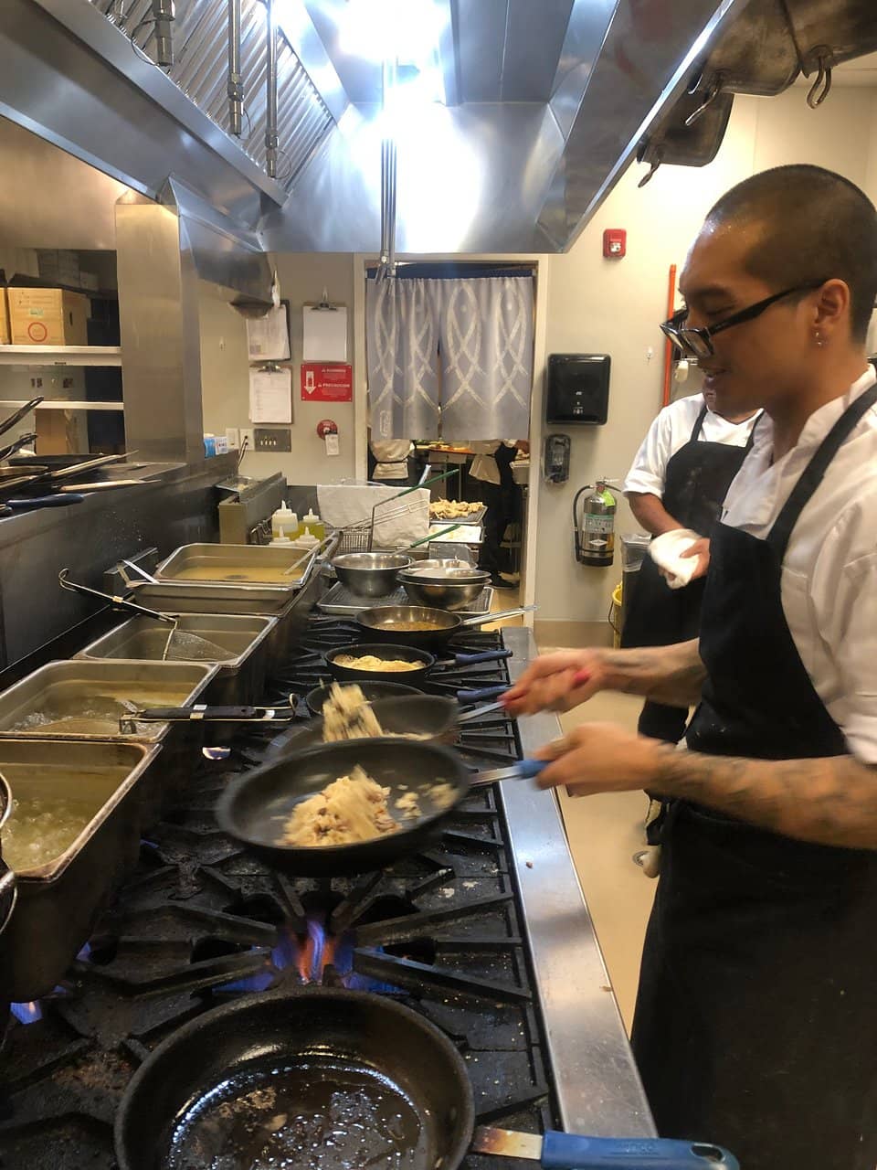 Trendy Santana Row Ambiance