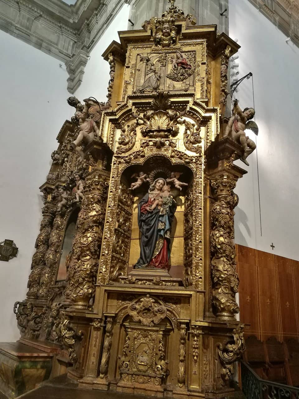 Artistic Museum Views