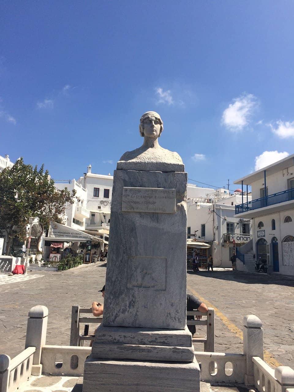Statue of Manto Mavrogenous