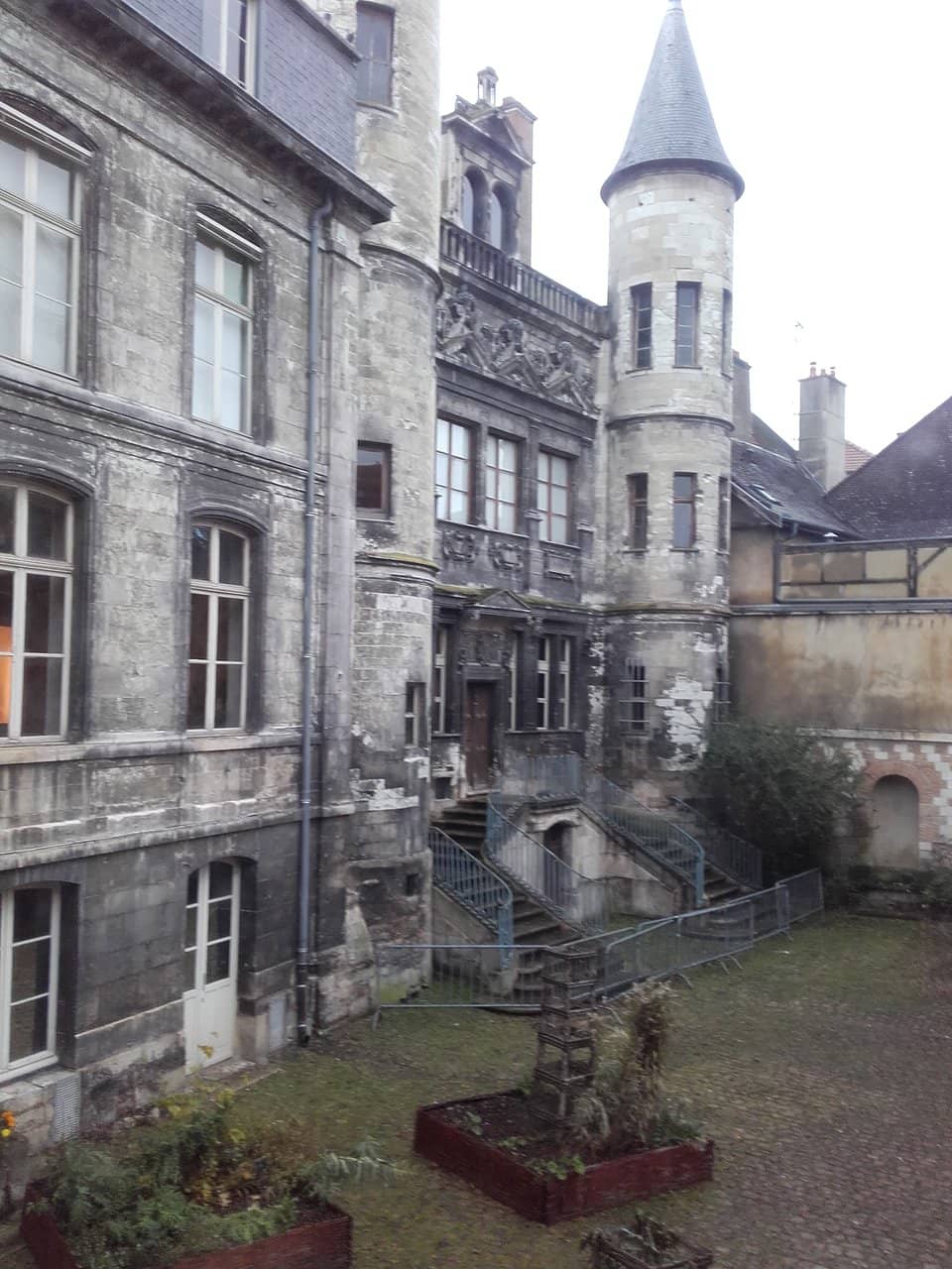 Troyes Textile History