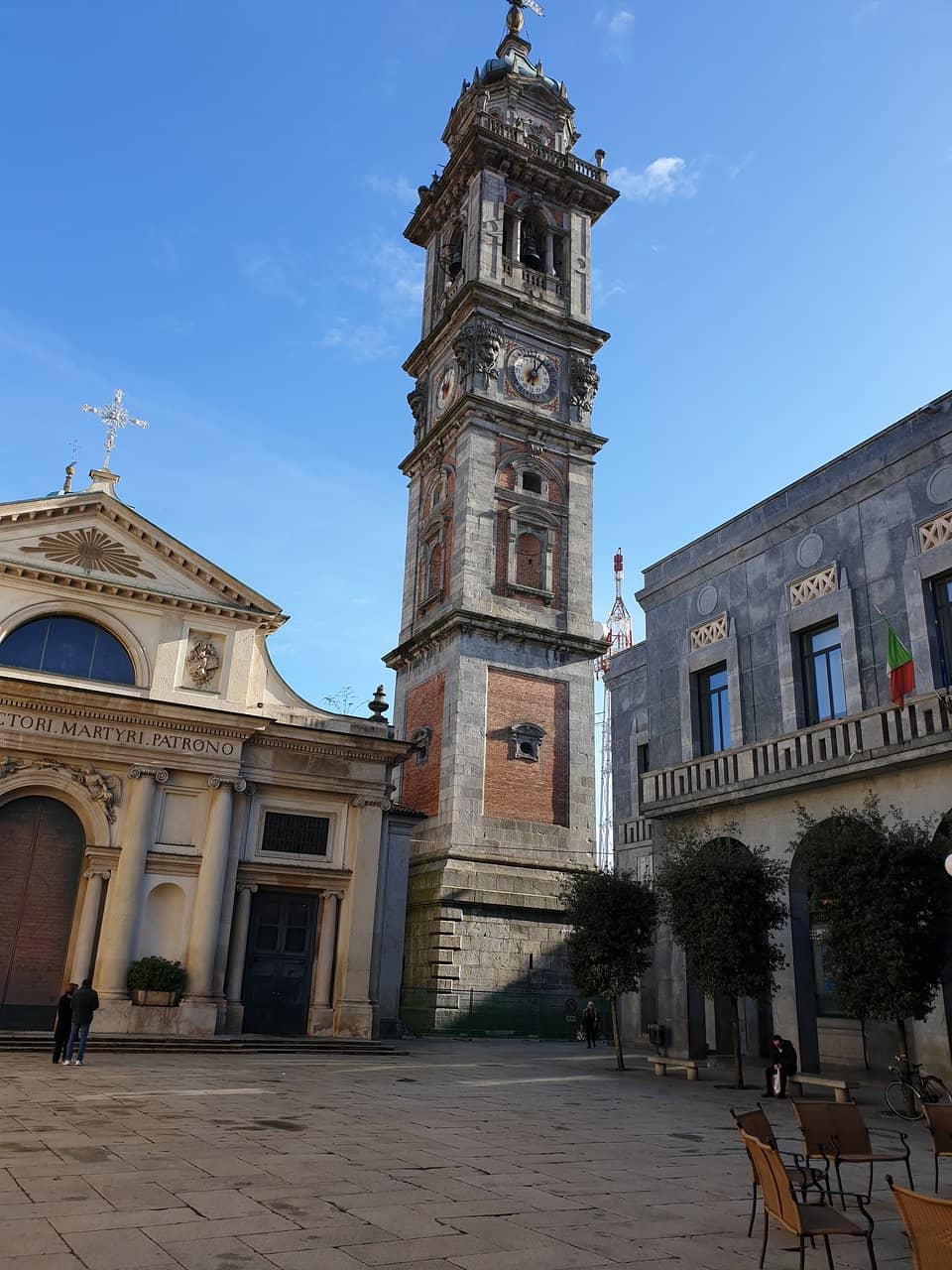 Vertical photo