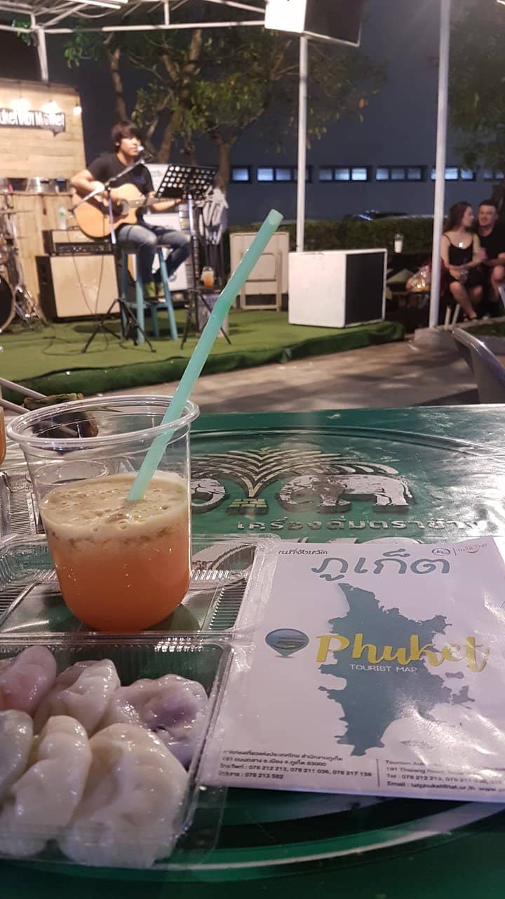 Live Music & Festive Atmosphere