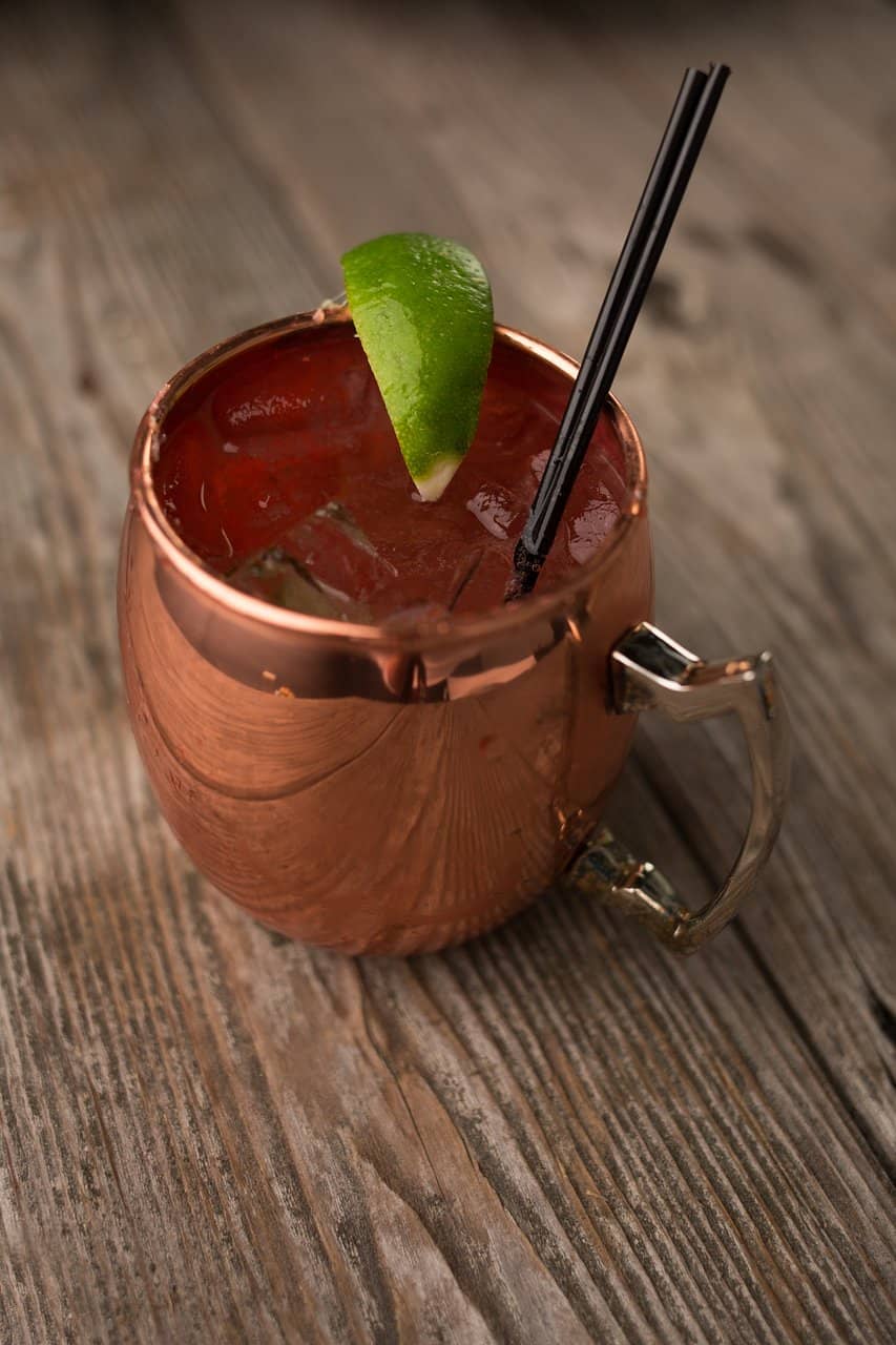 Vibrant Bar Scene & Happy Hour