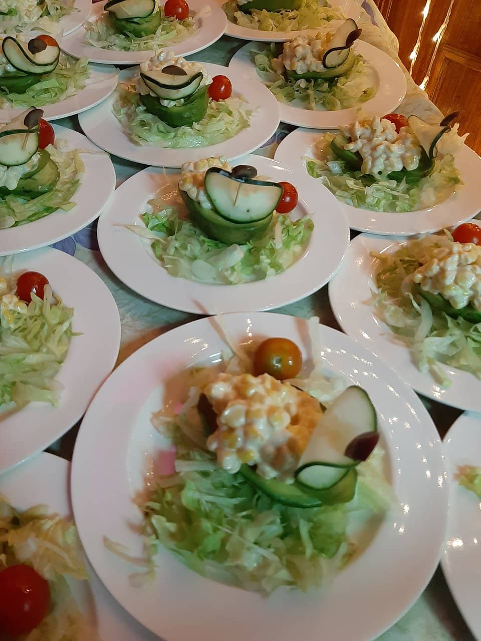 Attentive Seaside Service