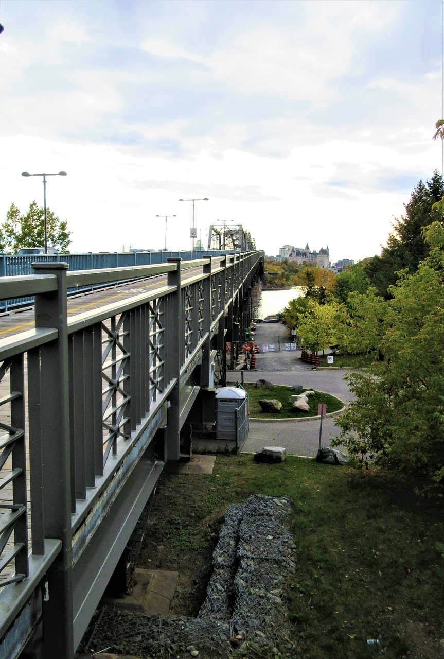 Old Hull Exploration