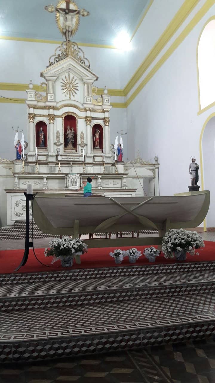 Canoe-Shaped Altar