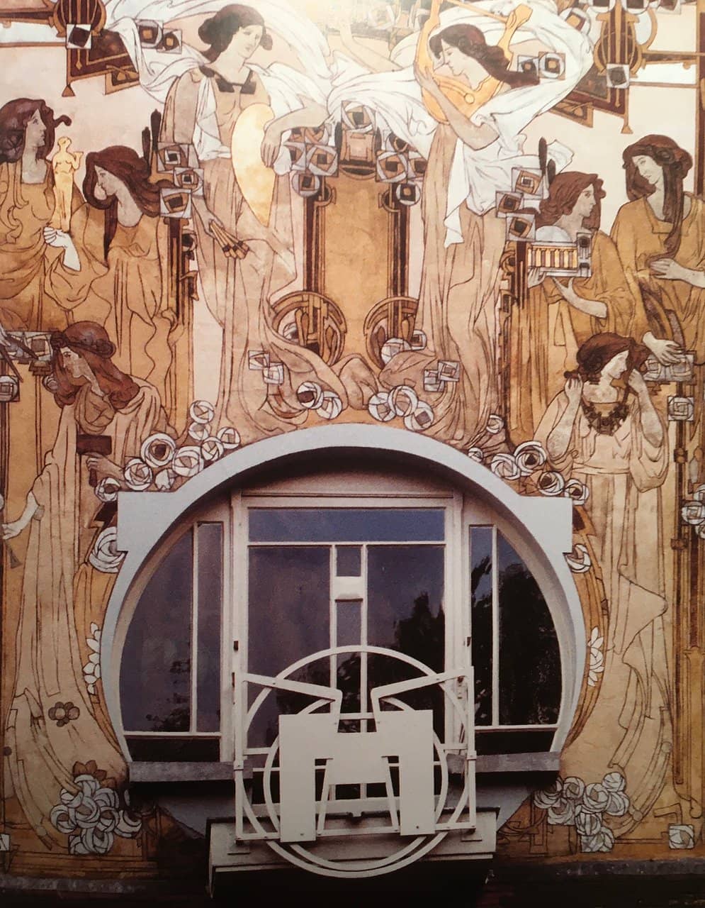 Symbolic Motifs