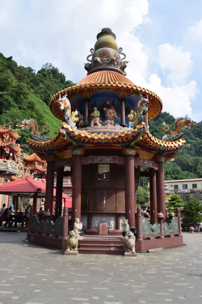 Supreme Emperor of the Dark Heaven Shrine