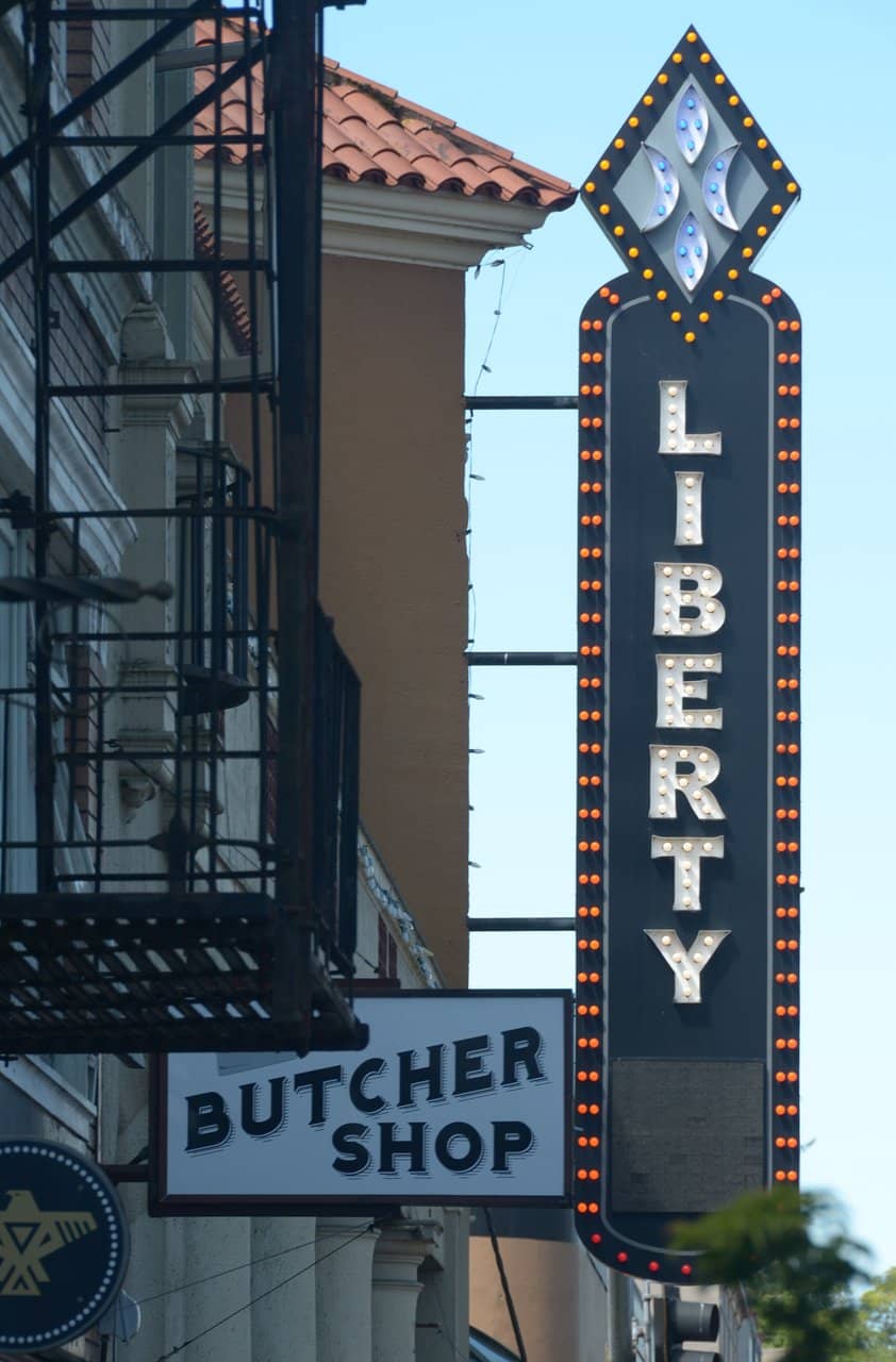 Murals of Venetian Canals