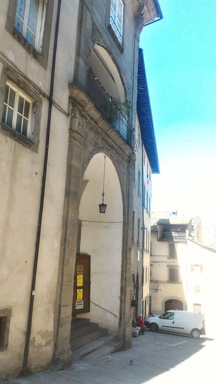 Vertical photo