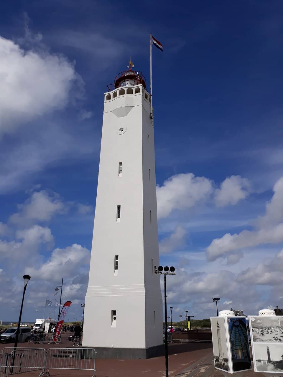 Unique Souvenir Shop